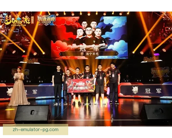 游泳锦标赛：水上冠军争霸盛事